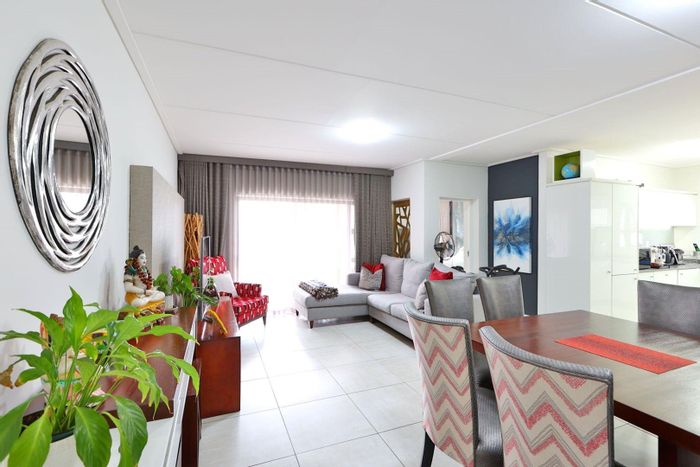 For Sale: 3-Bedroom Apartment in Waterfall with Lifestyle Centre Amenities and Pet-Friendly.
