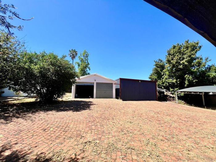 For Sale: Ferndale House on 2,079sqm with redevelopment potential and ample parking.