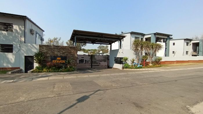 Bryanston Apartment For Sale: 2 beds, 2 baths, parking for 2 cars.