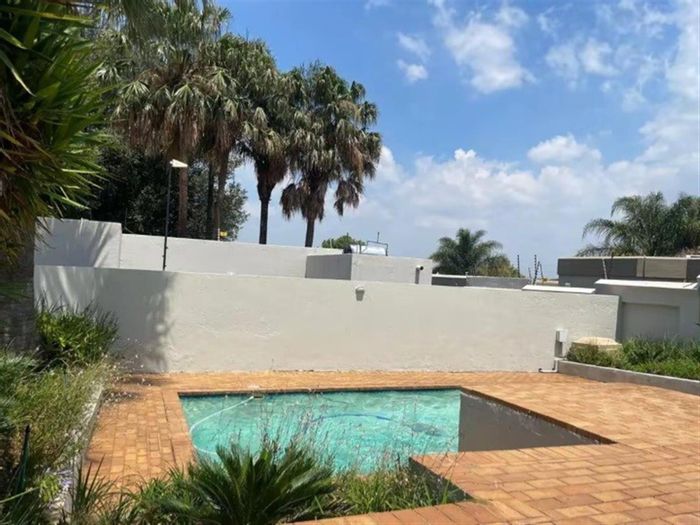 For Sale: Apartment in Paulshof with pool, braai area, and 24/7 security.