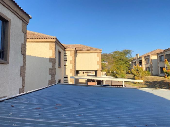 2-Bedroom Apartment To Rent in Stonehenge with 24-hour security and garage.