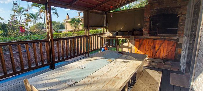 Spacious Sonheuwel house for sale with solar power, nature reserve access, and investment potential.