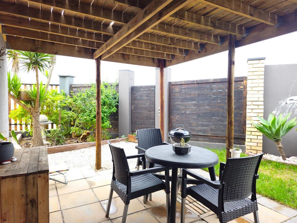 Covered patio with braai