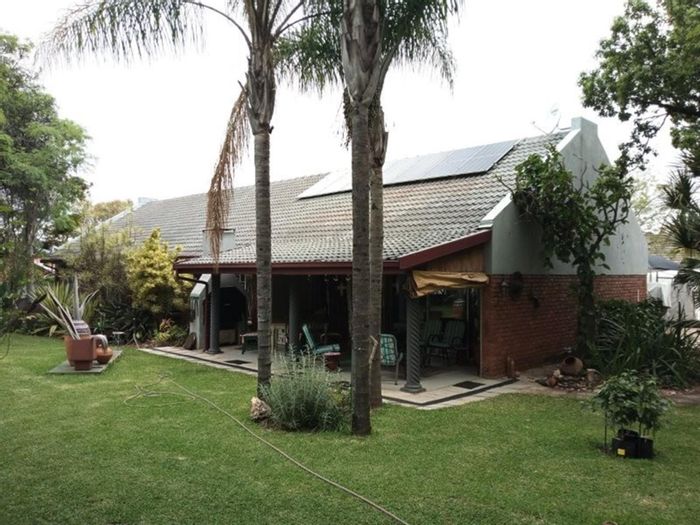 For Sale: Spacious 4-bedroom house in Bela Bela Central with solar, borehole, and garden.