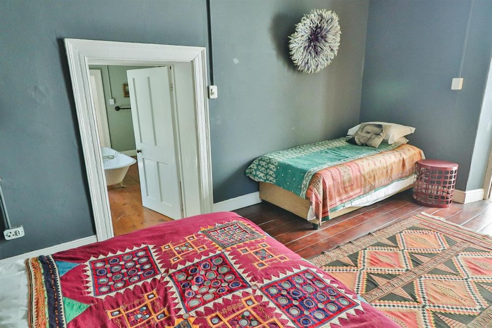 Indian-themed Guest bedroom