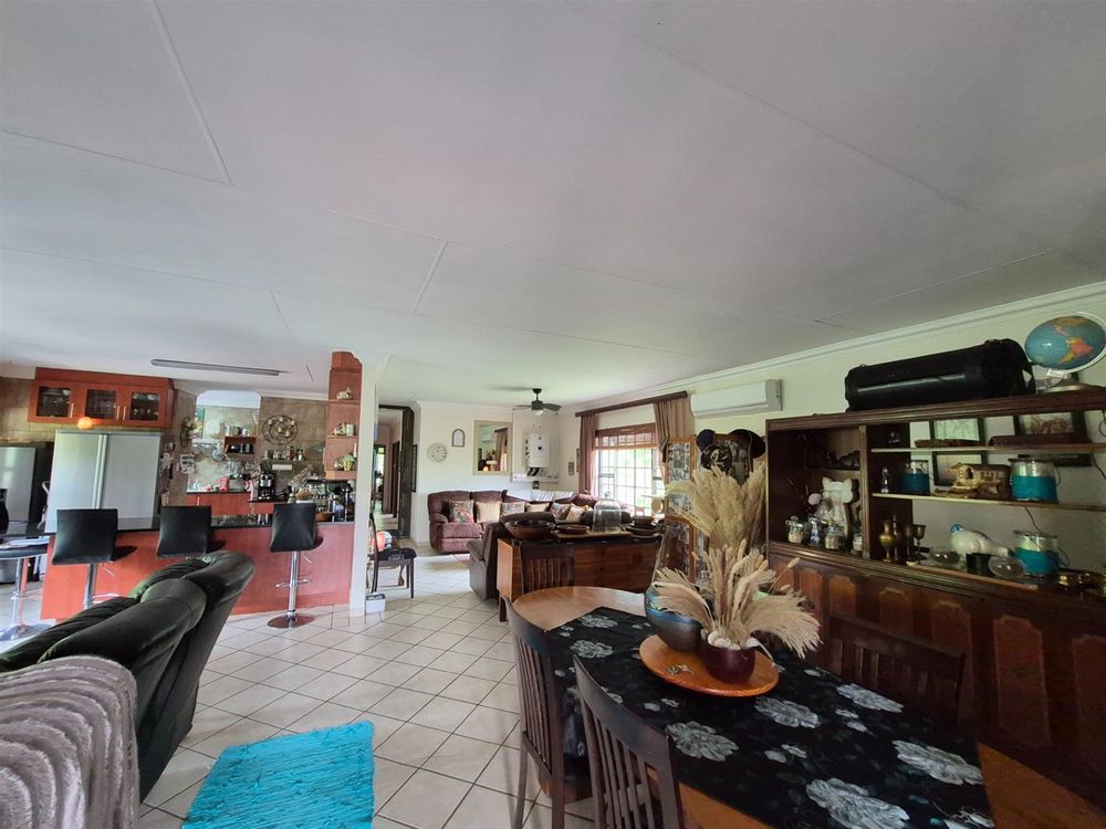 Open Plan Dining room