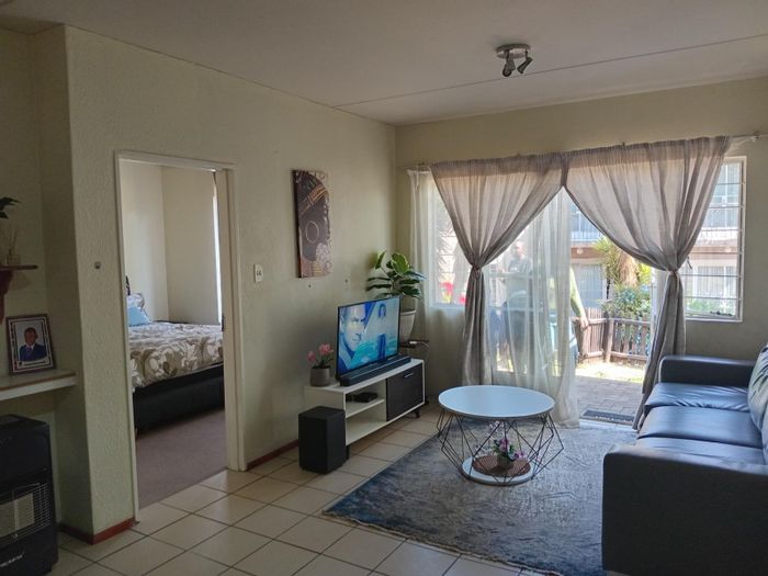 Ground Floor Apartment for Sale in Rembrandt Park: 2 Bedrooms, Private Entrance, Secure Complex.