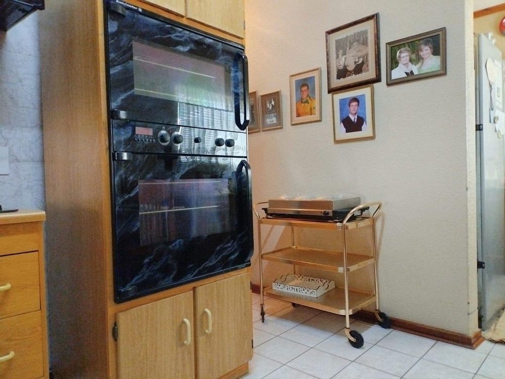 Double Eye level Oven