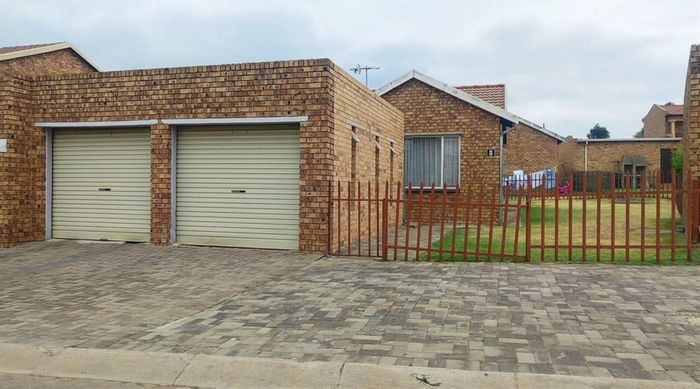 For Sale: House in Terenure with 2 bedrooms, garage, and secure estate living.