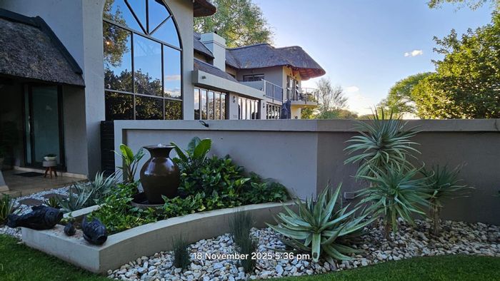 Koro Creek Golf Estate House For Sale: Golf course views, pool, and spacious living.