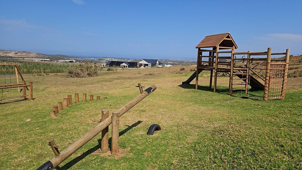 PLAY AREA IN ESTATE