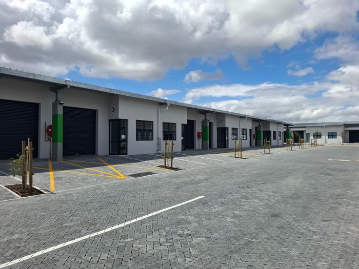Commercial units to rent in Montague Gardens with 24-hour security and easy access.