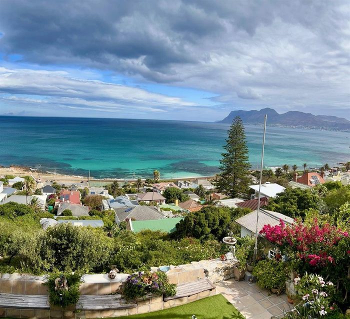 For Sale: House in St James with ocean views, guest suite, funicular access.