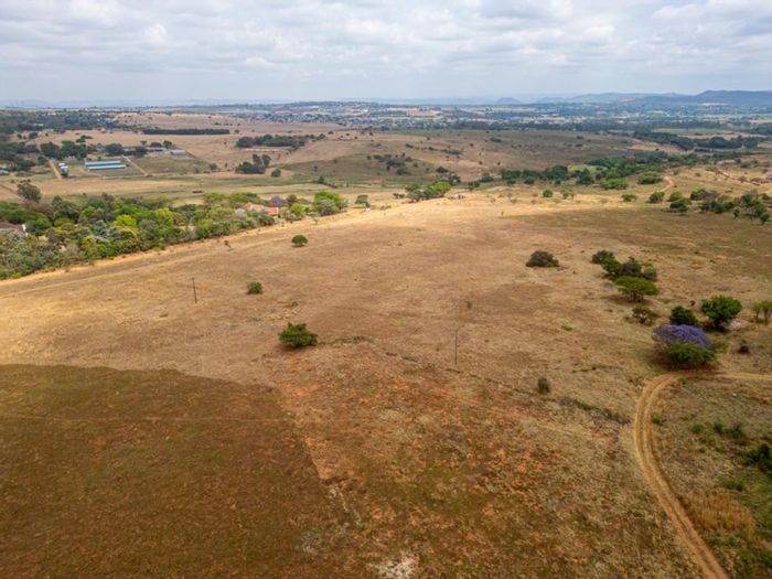 For Sale: 8.75-hectare vacant land in Knopjeslaagte AH, near Copperleaf Estate.