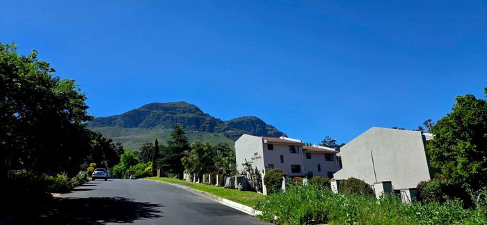 Vacant Land Residential in Golden Hill for Sale: 1794 m² with approved plans.