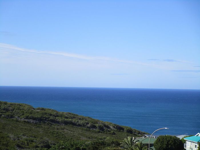 For Sale: Ocean view 2-bedroom apartment in Dana Bay, secure complex, lift access.