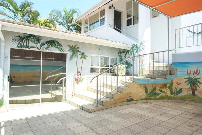 For Sale: Glenwood House with pool, cottage, security, and ample parking.