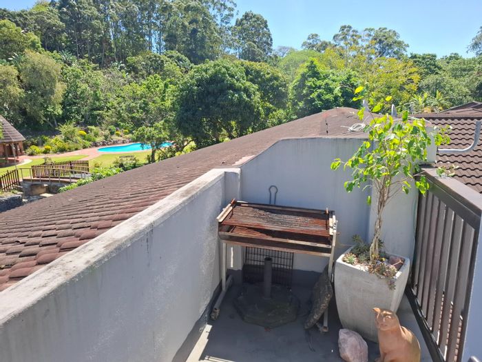 2-Bedroom Apartment To Rent in Margate Central with River Views and Balcony.