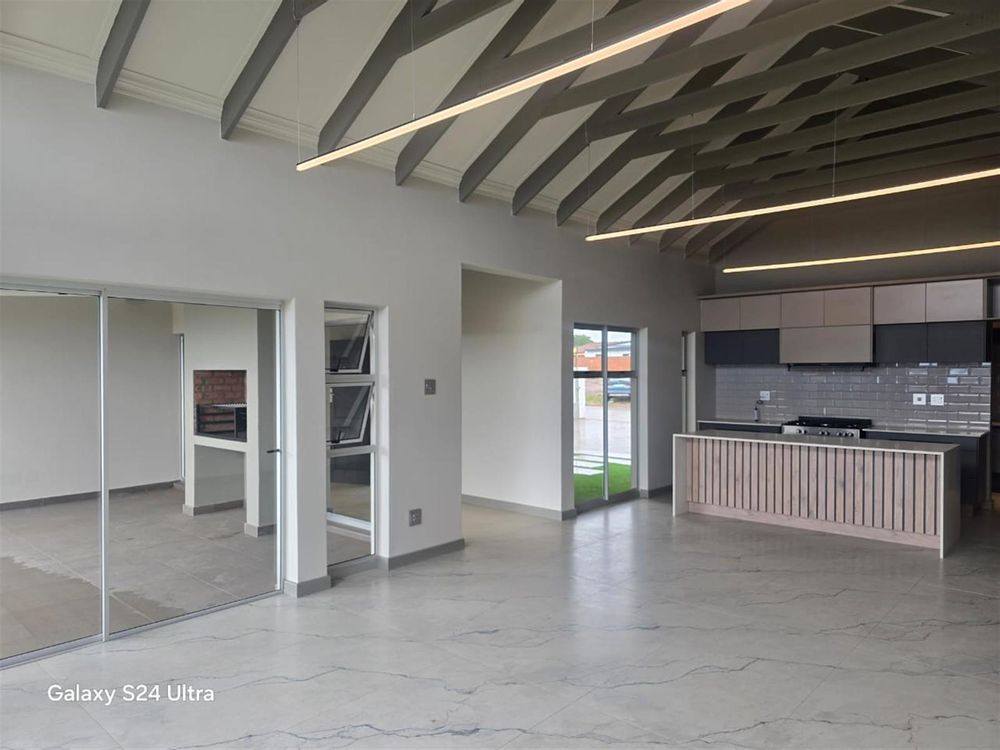 Outside build in braai