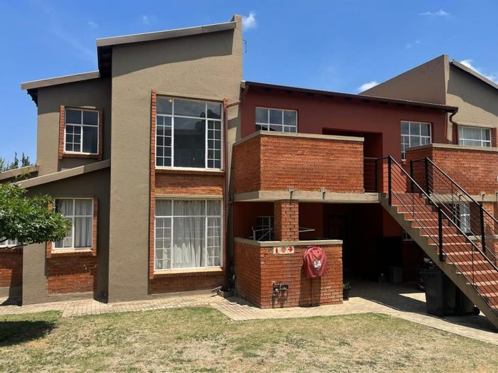 2 Bedroom Apartment To Rent in Honeydew Grove with balcony and secure parking.