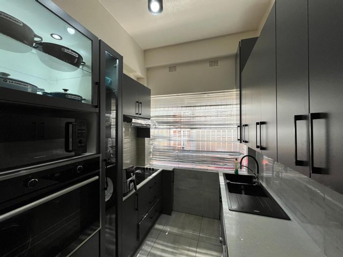 Cyrildene Apartment For Sale: 3 Bedrooms, Secure Complex, Study, Under-Cover Parking.