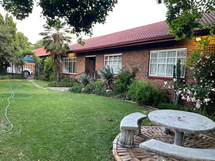 For Sale: Spacious 5-bedroom house in Kriel Central with ample parking and garden.