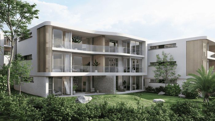 For Sale: Apartment in Ballitoville with beach access, clubhouse, and gym.