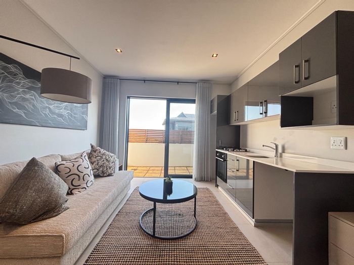 Ground-floor apartment in Zimbali Lakes Resort, wheelchair-friendly, Airbnb-ready, no transfer duty.