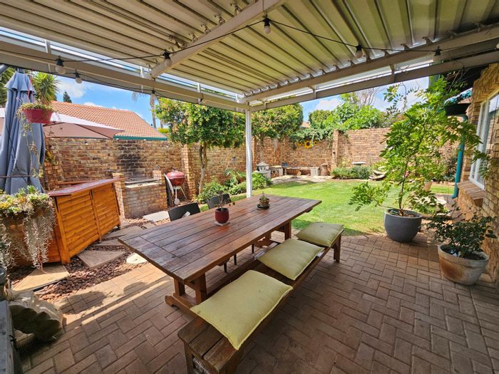 For Sale: 3-Bedroom Townhouse in Clubview with private garden and garage.