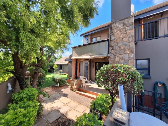 For Sale: Townhouse in Melodie with 3 bedrooms, garden, and double garage.