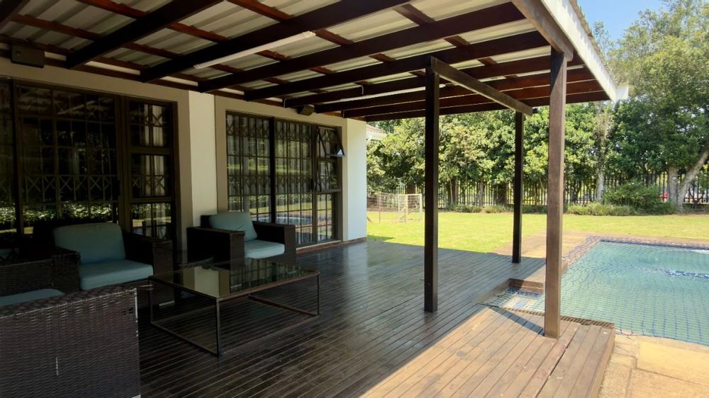 Entertainment Deck in veranda