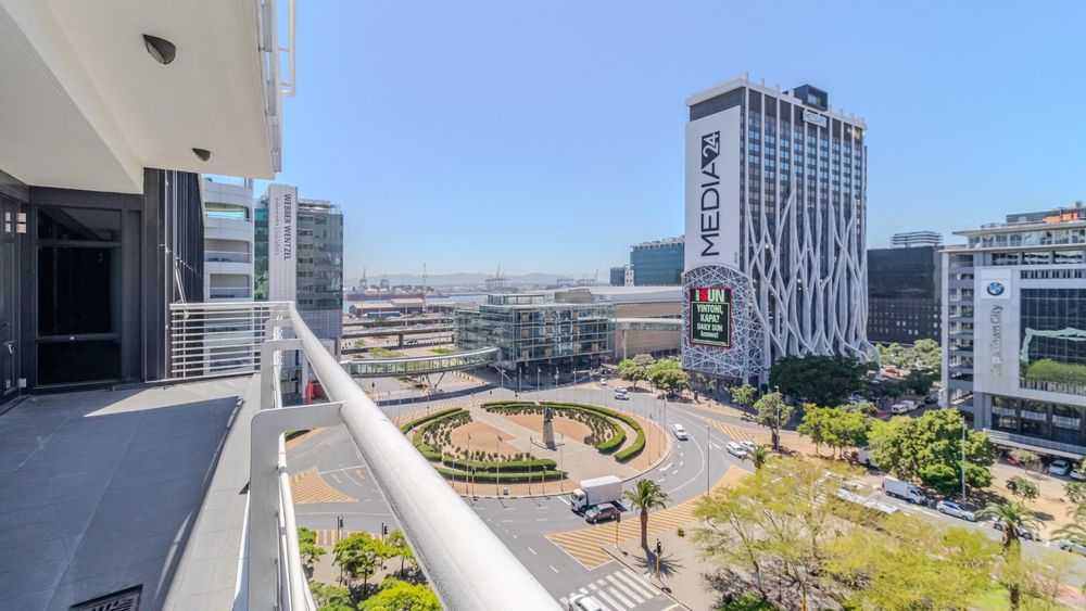 Balcony East Harbour