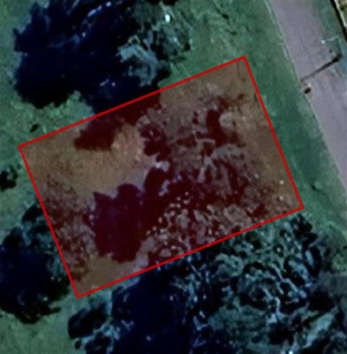 Vacant Land Residential For Sale in Ingagane: 864 m², family-friendly, near parks and library.