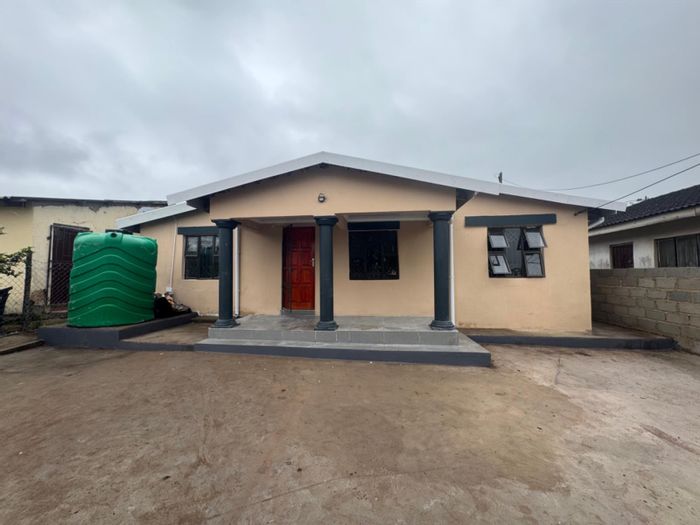 3-Bedroom House For Sale in Folweni with kitchen, lounge, and water tank.