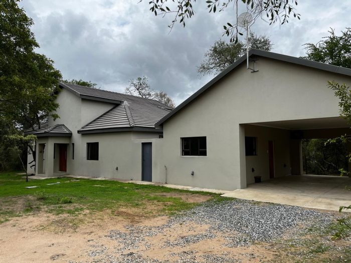 House For Sale in Moditlo Nature Reserve: Off-grid, pool, boma, and wildlife access.