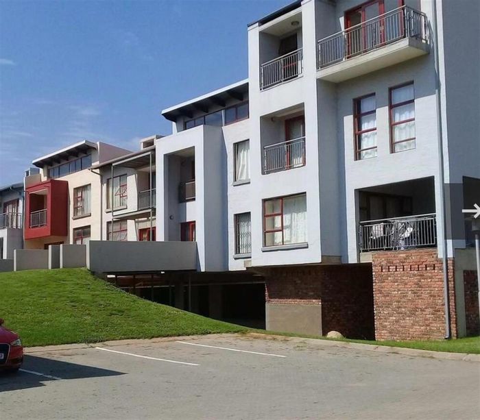 For Sale: 2-Bedroom Apartment in Carlswald with Pool, Clubhouse, and Secure Parking.