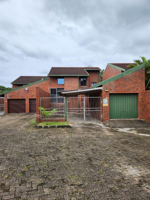 4-Bedroom House For Sale in Meer En See, Pet Friendly, Secure Complex.