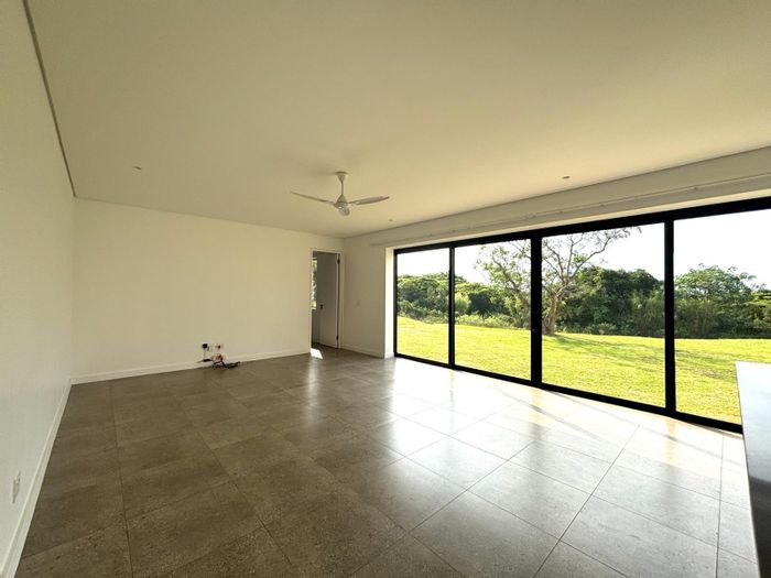 Elaleni Coastal Forest Estate Apartment To Rent: 3 beds, clubhouse, tennis courts, garden.