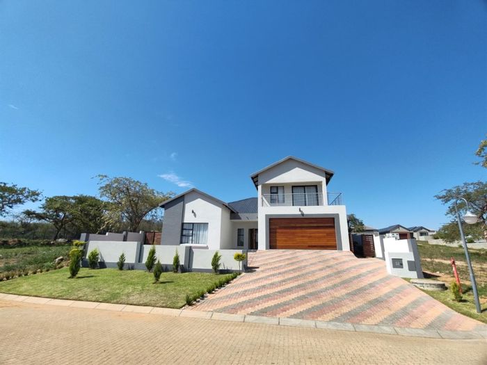 For Sale: House in Elawini Lifestyle Estate with 5 en-suite bedrooms, pool, and security.