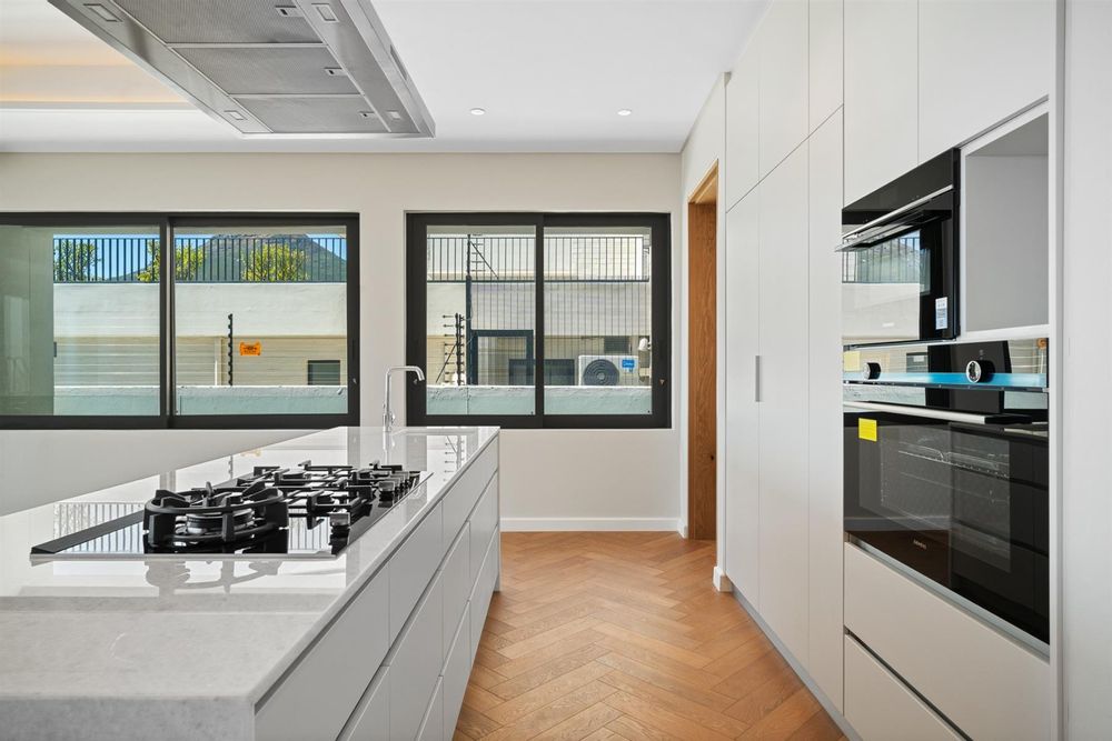 Kitchen Island with gas hob