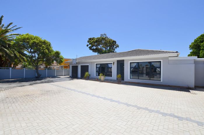 For Sale: House in Tygerdal with pool, braai room, and excellent security.