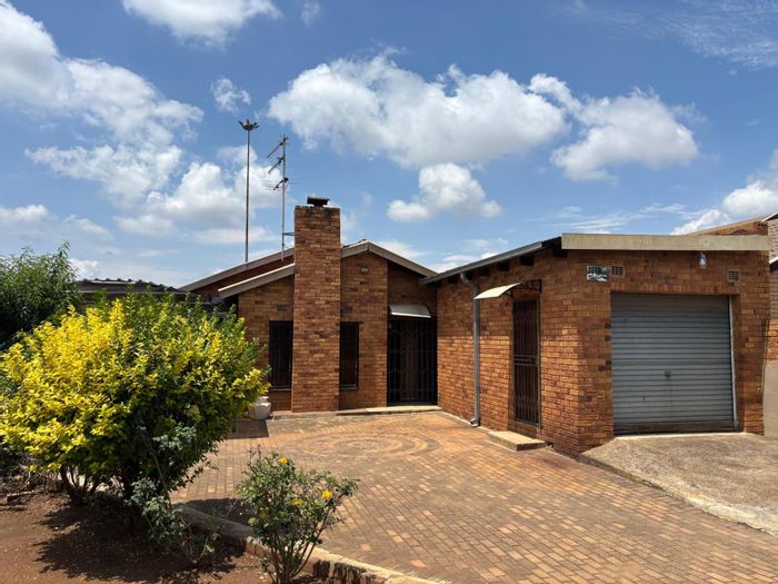3-Bedroom House for Sale in Moroka with garden, secure patio, and storeroom.