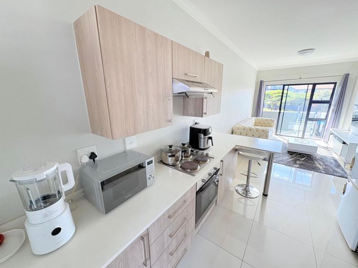 1-Bedroom Apartment To Rent in Halfway Gardens with 24-hour security and balcony.