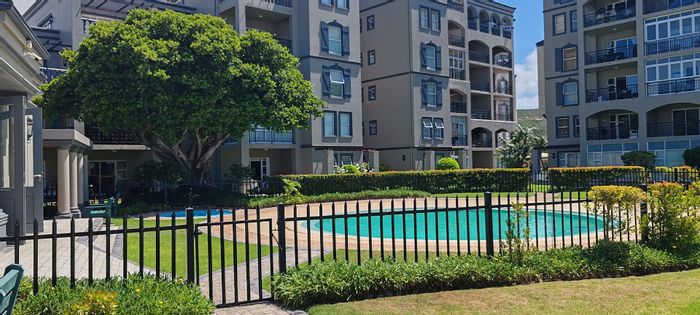 For Sale: 3-bedroom apartment in Diaz Beach with secure garage and communal spaces.