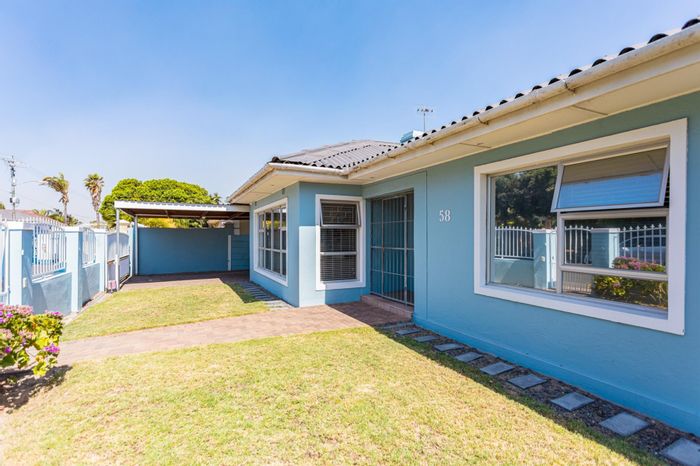 Oakdale House For Sale: 4 bedrooms, flatlet, pool, and spacious garden.