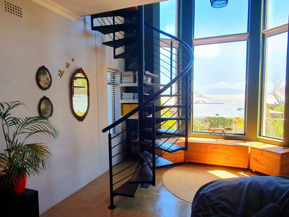 Spiral towards 4th bedroom