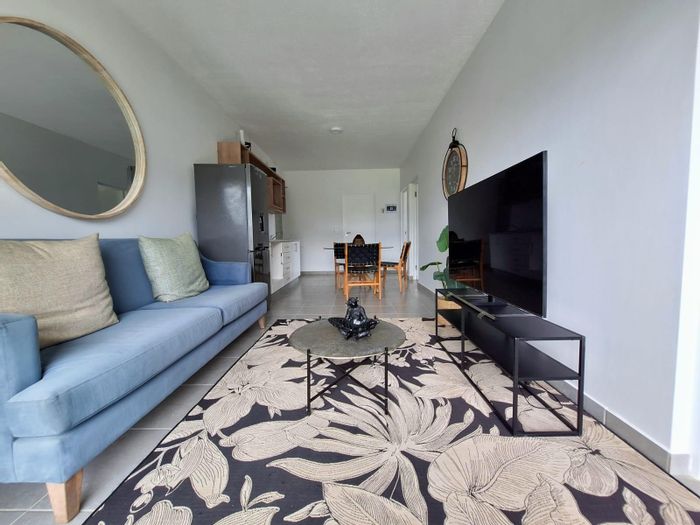 For Sale: 3-Bedroom Apartment in Sheffield Beach with Private Garden and No Transfer Duty.