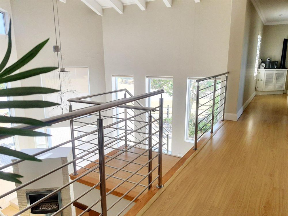 First floor landing area