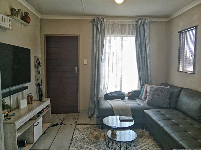 3 Bedroom House To Rent in Gem Valley with convenient access to amenities.