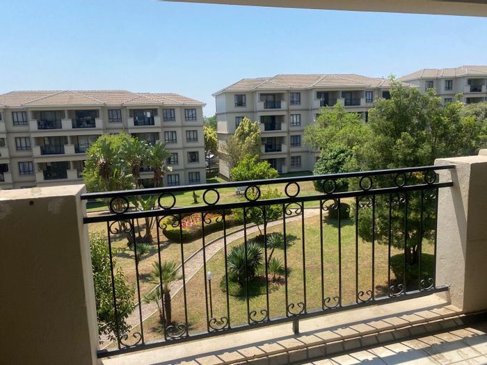 2-Bedroom Apartment To Rent in Noordwyk with pool, clubhouse, and security.